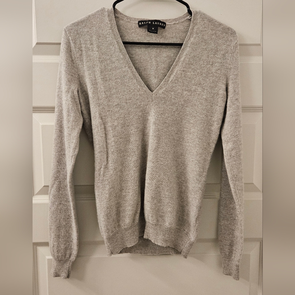 COPY - Ralph Lauren Women's Gray 100% Cashmere Sweater. Medium.
